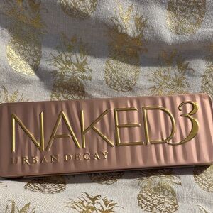 Urban Decay Naked3 Eyeshadow Palette - Rose, Mauve, Taupe Shades